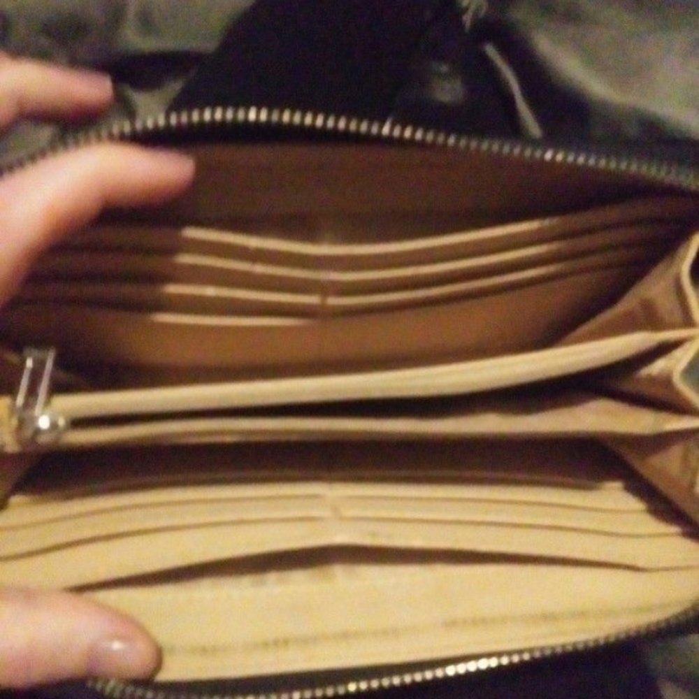 Black guess wristlit purse